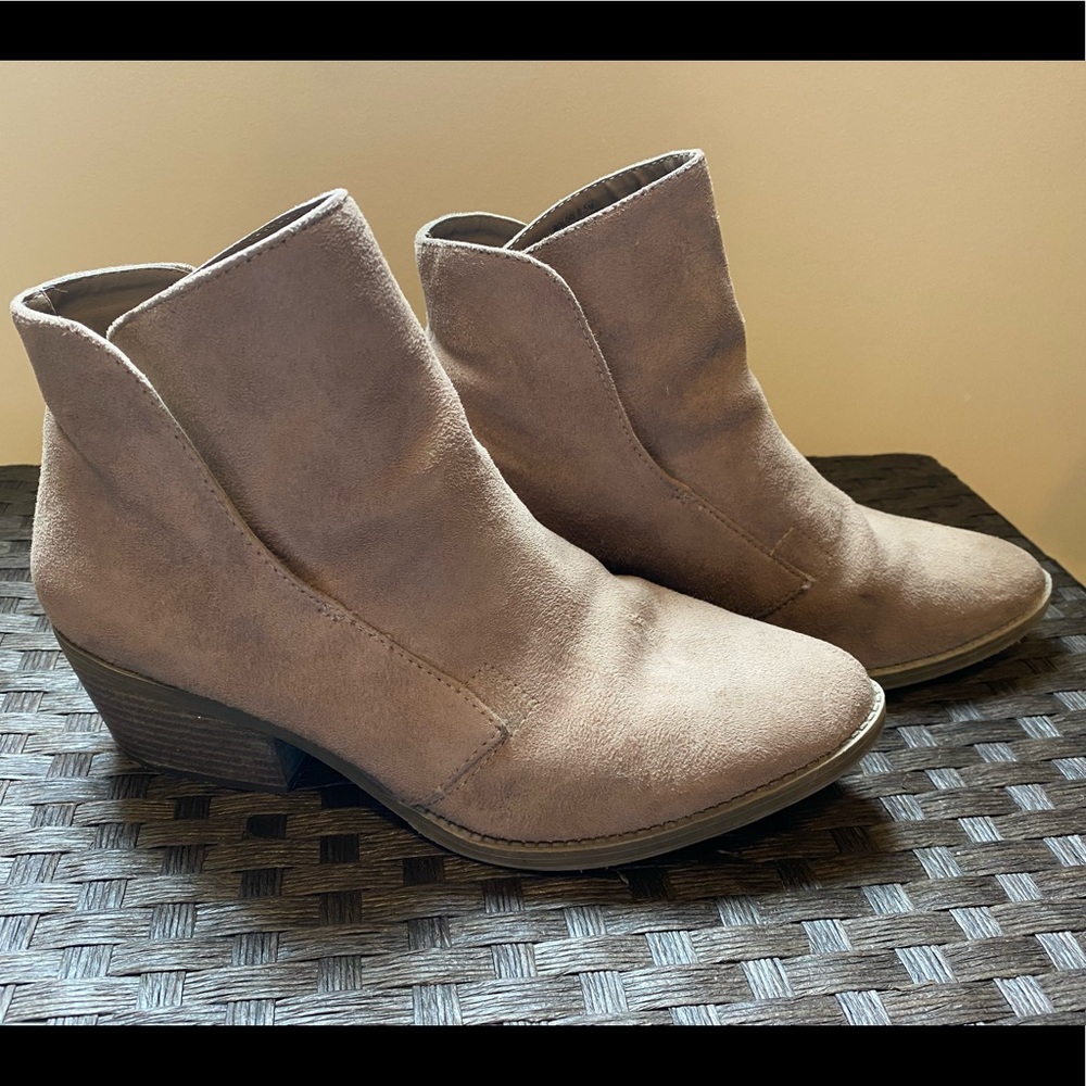 Steve Madden Boots